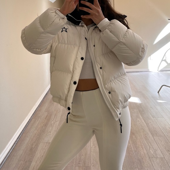 Perfect Moment White Black Puffer Snow Ski Jacket - Picture 8 of 13